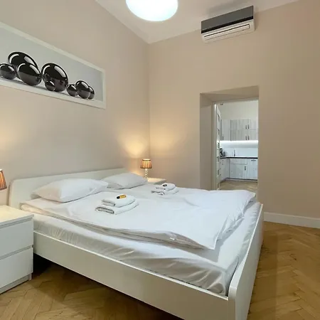 Spacious Sarego Street - Ac, Calm Area, Close To Wawel Kraków