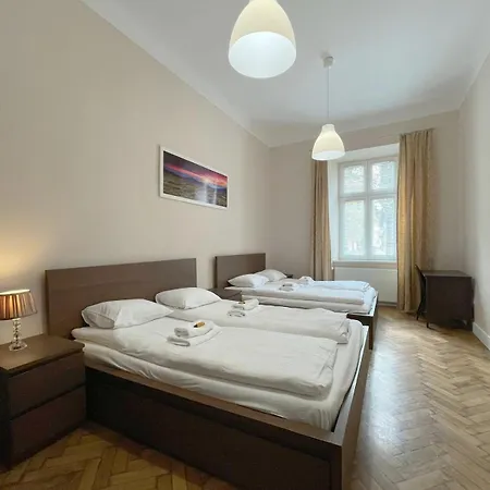 Spacious Sarego Street - Ac, Calm Area, Close To Wawel Appartement *
