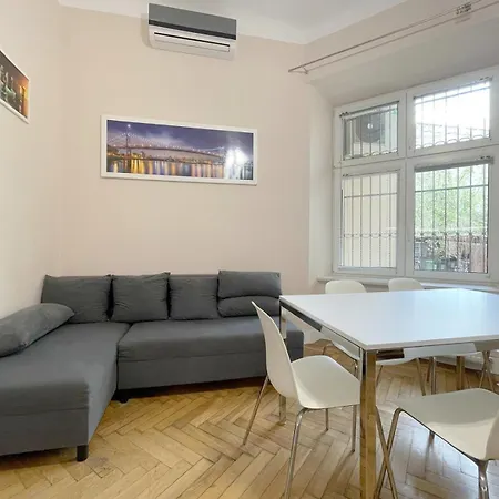 Spacious Sarego Street - Ac, Calm Area, Close To Wawel Appartement Cracovie