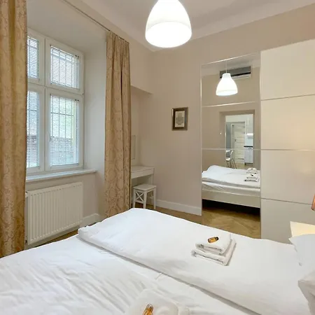 Apartament Spacious Sarego Street - Ac, Calm Area, Close To Wawel