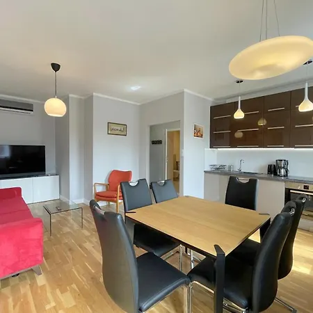 Spacious Sarego Street - Ac, Calm Area, Close To Wawel Cracovie
